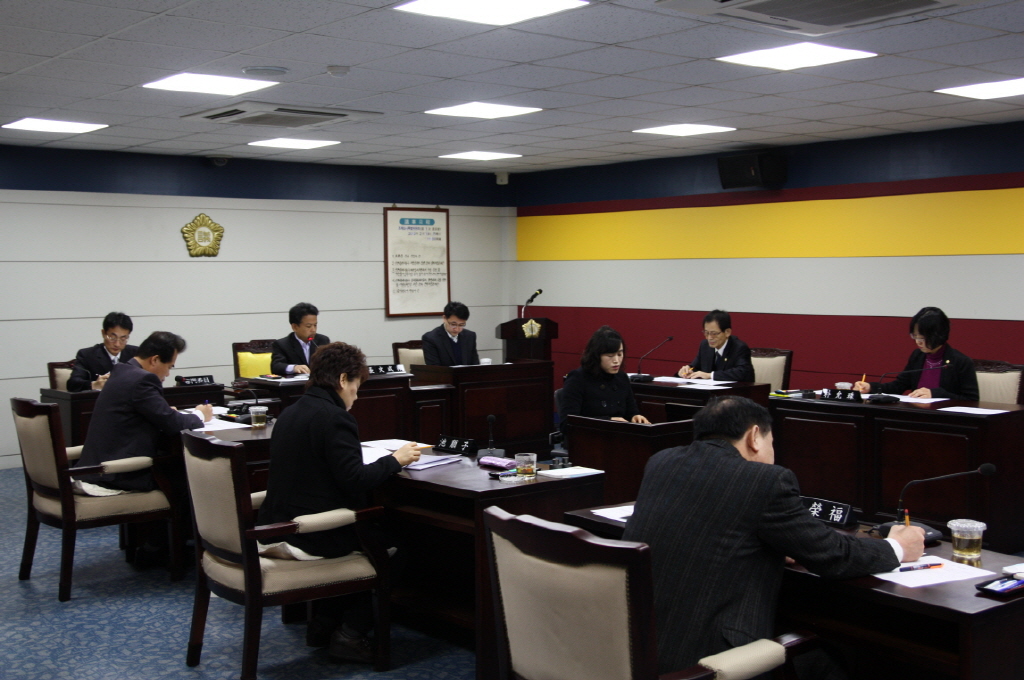 제185회 동구의회 제1차 조례심사특별위원회