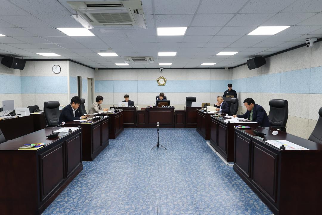 제288회 임시회 제1차 기획총무위원회