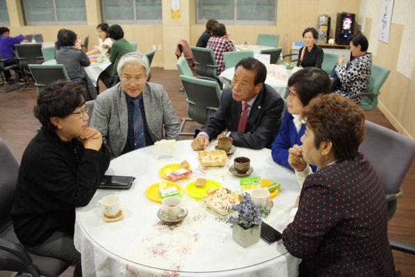 창영사회복지관 일일찻집