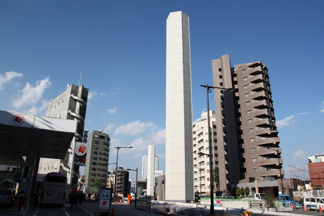 지하도로 환기구 시설