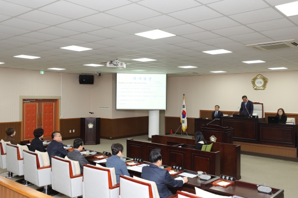 인천광역시 동구의회 제240회 임시회 제1차 본회의