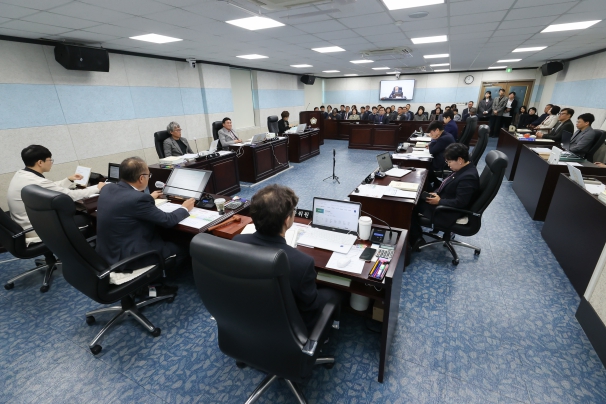 제281회 제2차 정례회 제1차 행정사무감사특별위원회