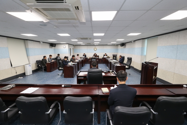 제272회 임시회 제1차 기획총무위원회