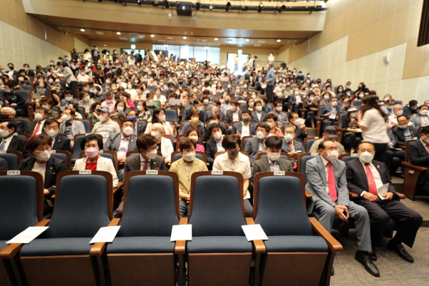 동구청장 취임식 행사 참석