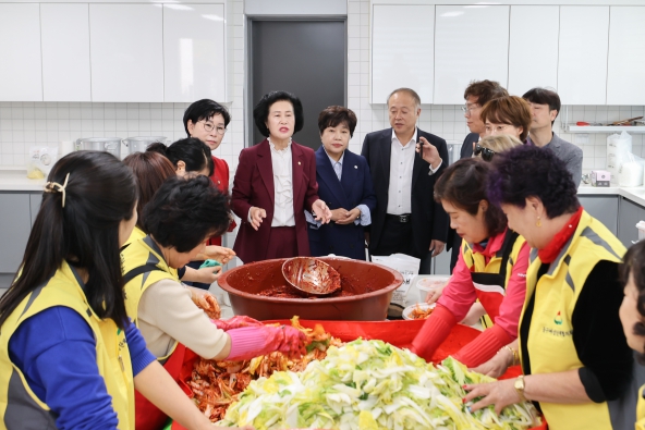 동구여성단체 김장 담그기 행사
