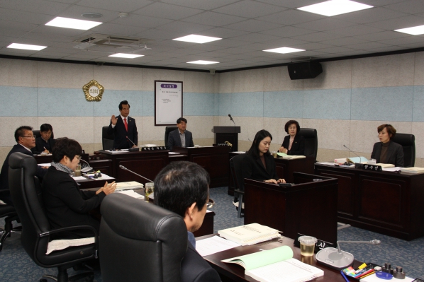 제239회 인천광역시 동구의회 제2차 정례회 제1차 행정사무감사특별위원회